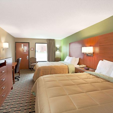 Days Inn Conover/Hickory Esterno foto
