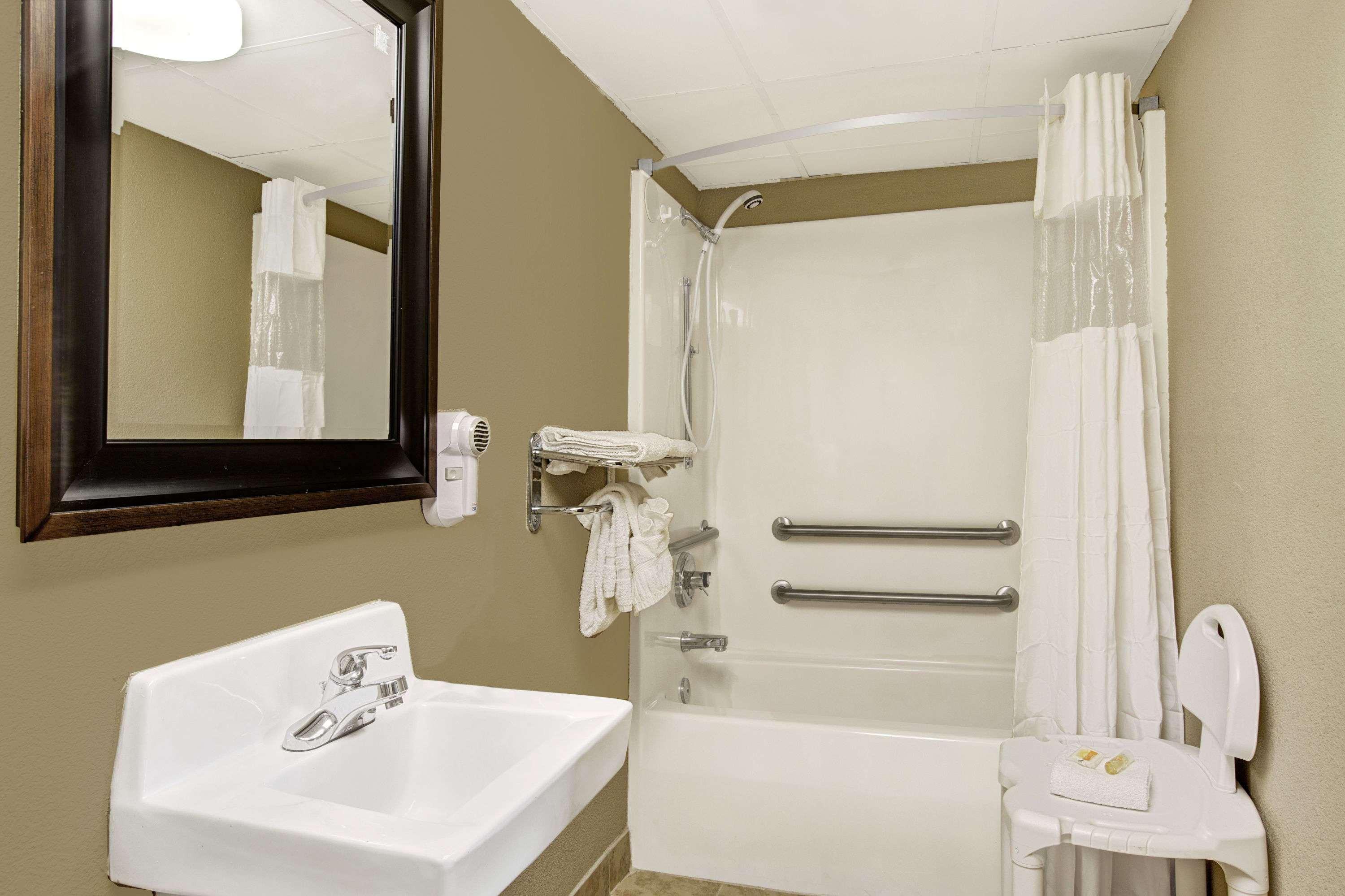 Days Inn Conover/Hickory Esterno foto