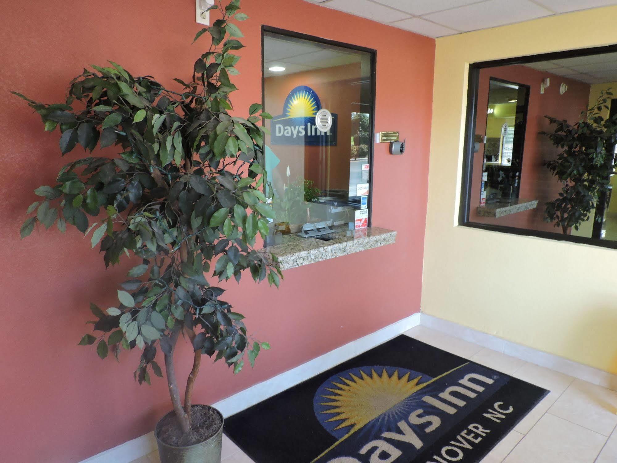 Days Inn Conover/Hickory Esterno foto