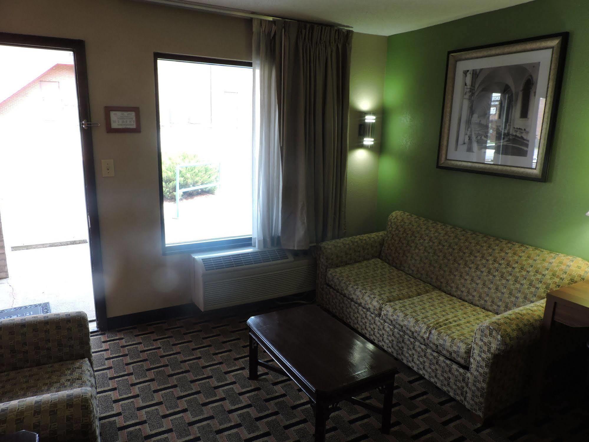 Days Inn Conover/Hickory Esterno foto