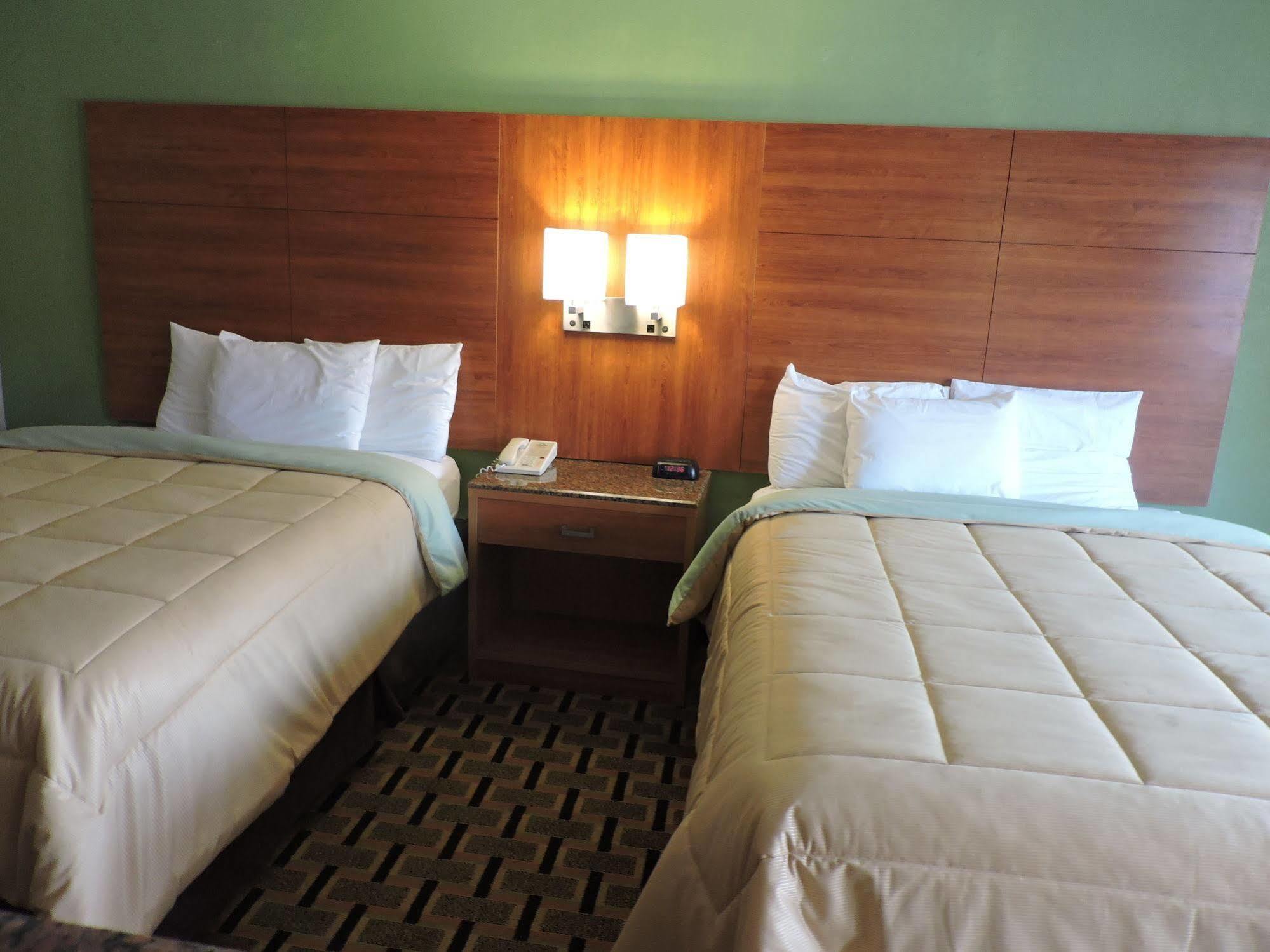 Days Inn Conover/Hickory Esterno foto